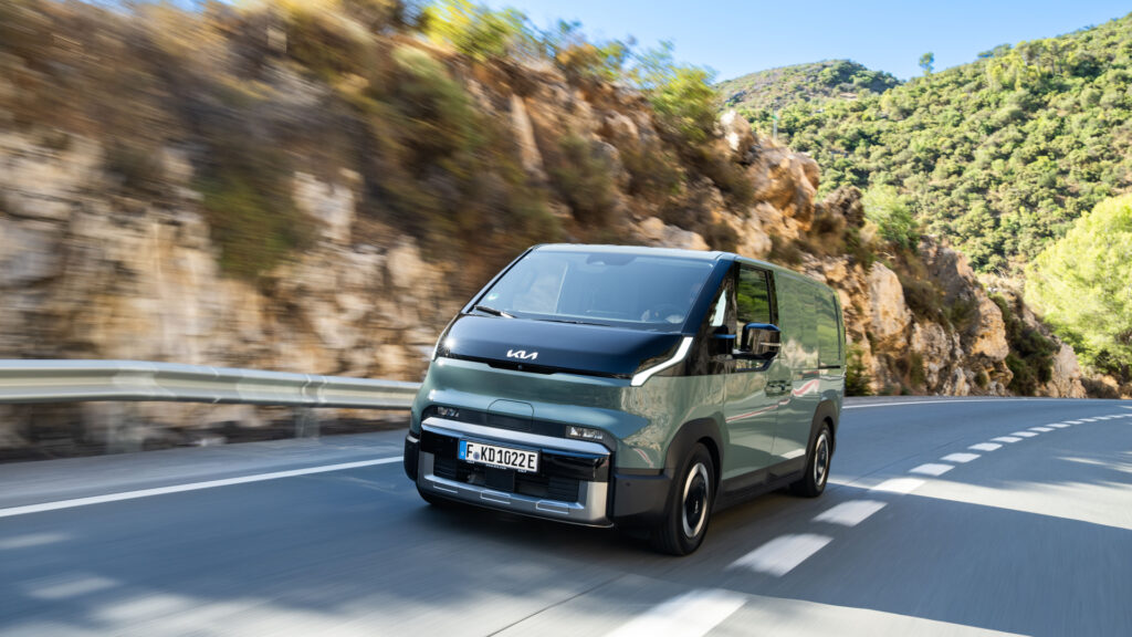 28771-kia-pv5-cargo-plus-712kwh-eu-l2h1-4dr-cityscape-green-7