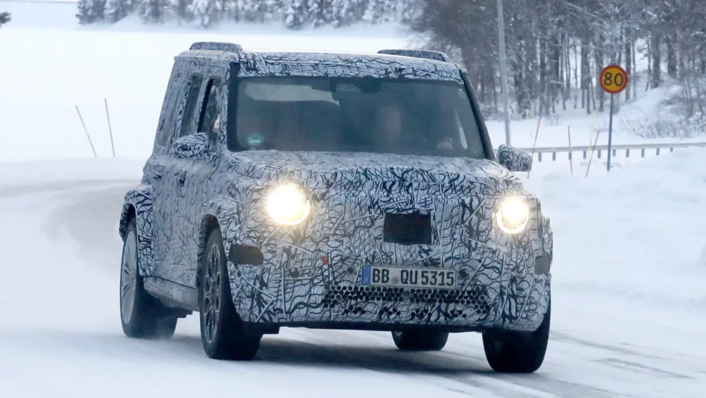 Baby Mercedes G-Class spyshots