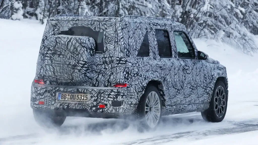 Baby Mercedes G-Class spyshots-5